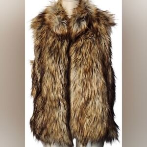 NWT B.B. Dakota Faux Fur Vest Size S